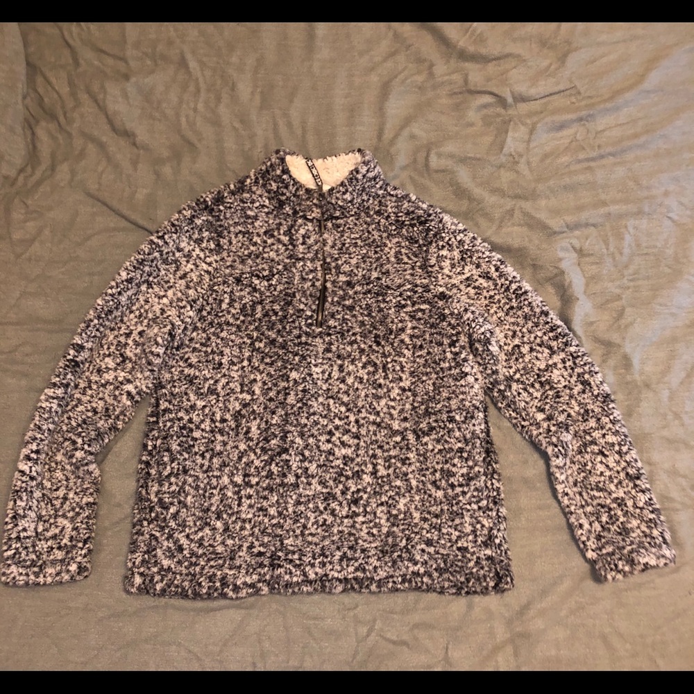 Used Womens Black and White Sherpa Half Zip